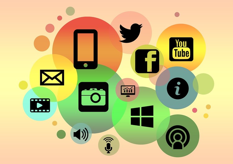3 PERFECT REASONS ALL SMALL BUSINESS OWNERS MUST COMPLETE HOOTSUITE’S SOCIAL MEDIA MARKETING COURSES